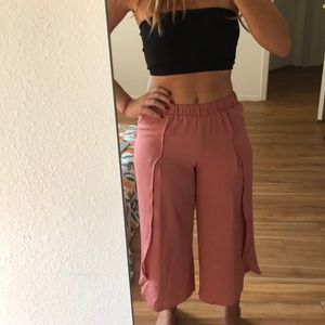 Pink loose pants